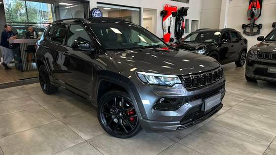 JEEP COMPASS 2.0 HURRICANE 4 TURBO GASOLINA BLACKHAWK AT9 JEEP COMPASS 2.0 HURRICANE 4 TURBO GASOLINA BLACKHAWK AT9
